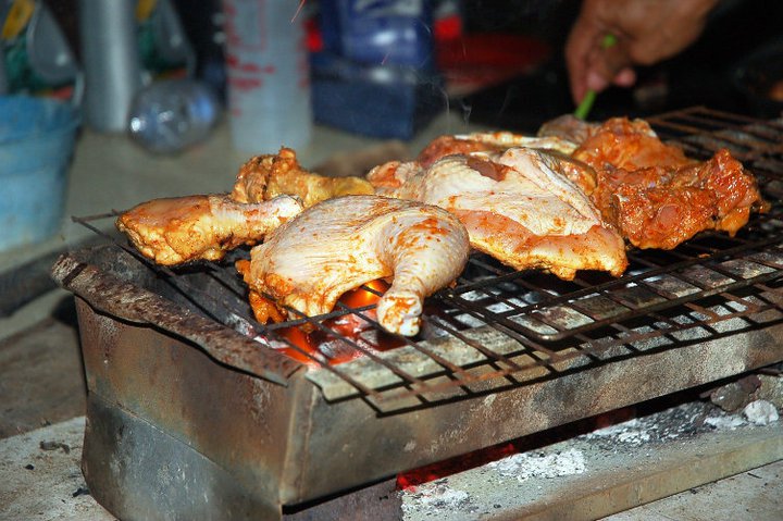 Bagaimana cara  terbaik untuk  membuat  ayam  bakar  Galena